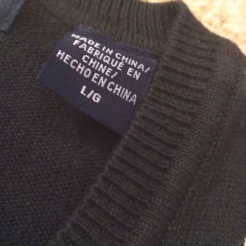 Izod Black Gray Argyle Vneck Preppy Academia Dark Business Casual Chunky Sweater